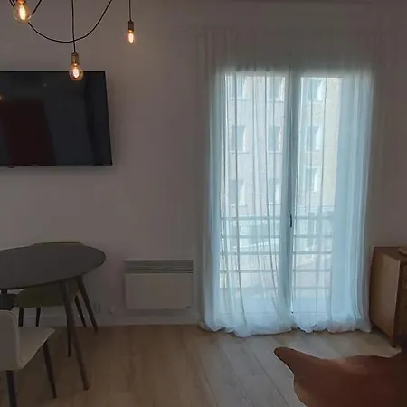 123 Sadi Carnot, Classe 2 Etoiles 아파트