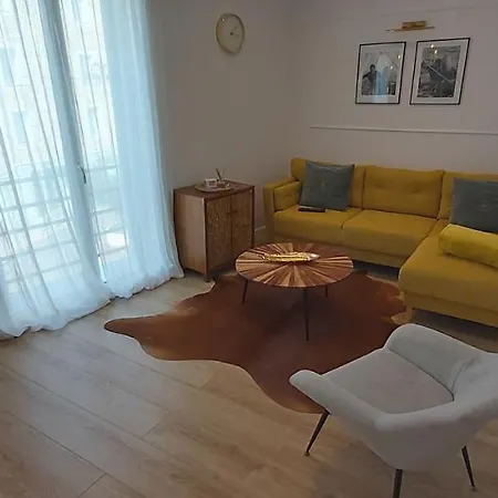 123 Sadi Carnot, Classe 2 Etoiles *