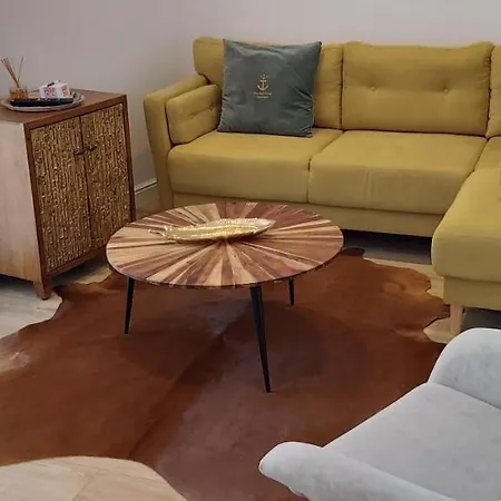 123 Sadi Carnot, Classé 2 étoiles Appartement